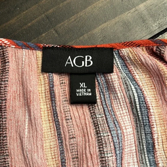 AGB ruffle sleeve blouse - Picture 6 of 7